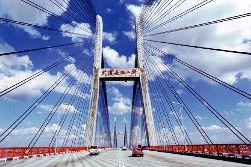 武汉大桥爆料视频最新,揭秘工程奇迹背后的故事 第2张 武汉大桥爆料视频最新,揭秘工程奇迹背后的故事 第2张